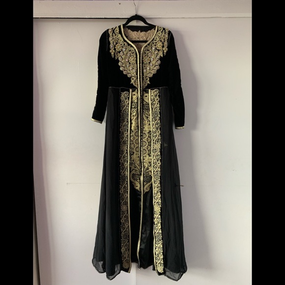 Black and gold Moroccan kaftan - Picture 2 of 6
